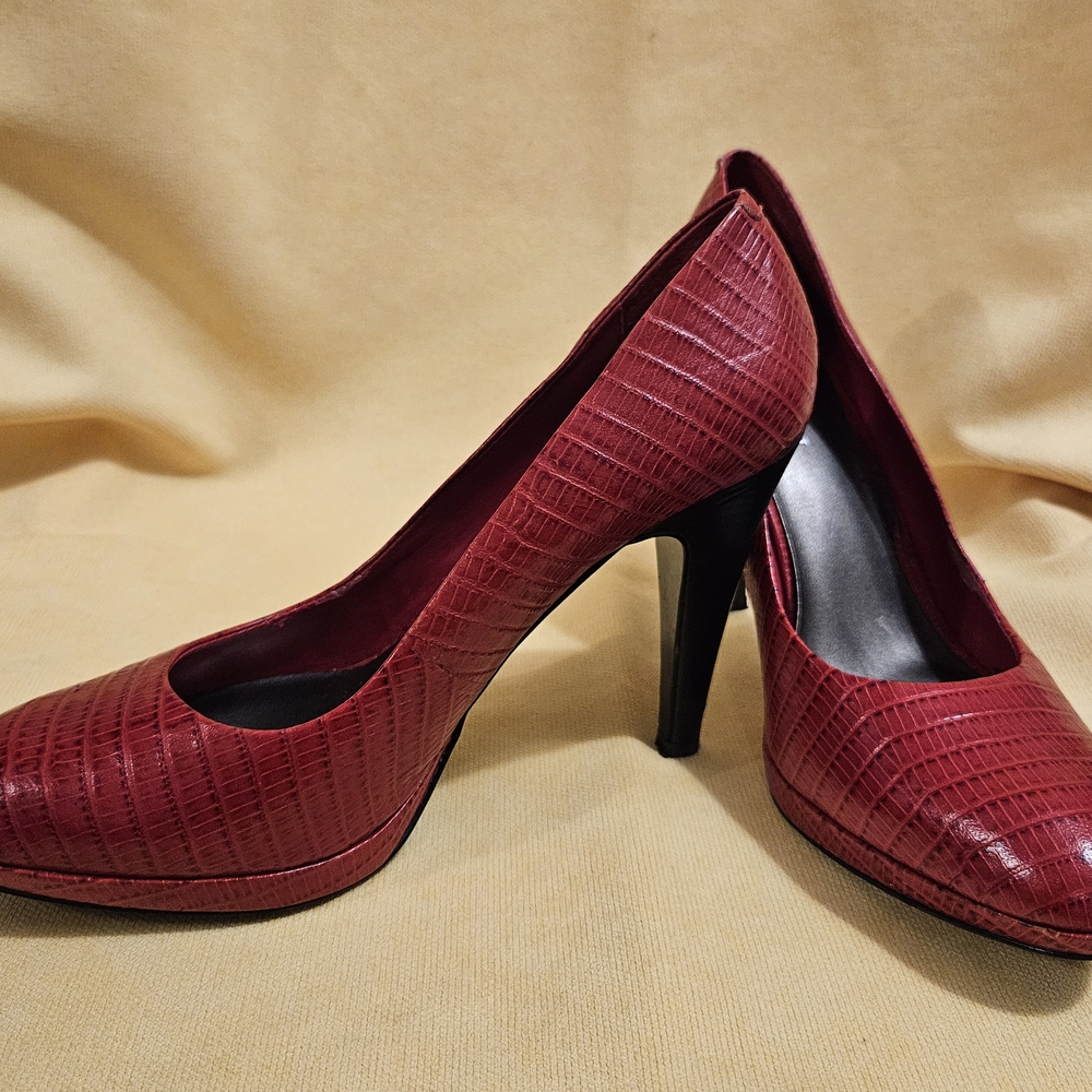 Elegant Red Women's Heels